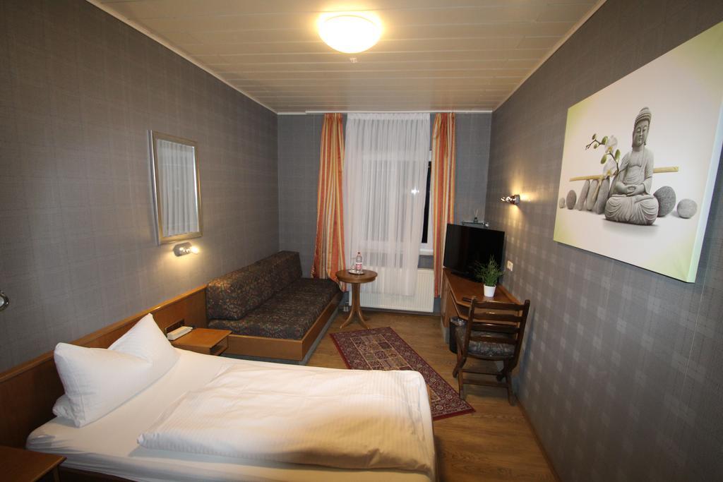 Charlottenhof Hotel Messel Ngoại thất bức ảnh