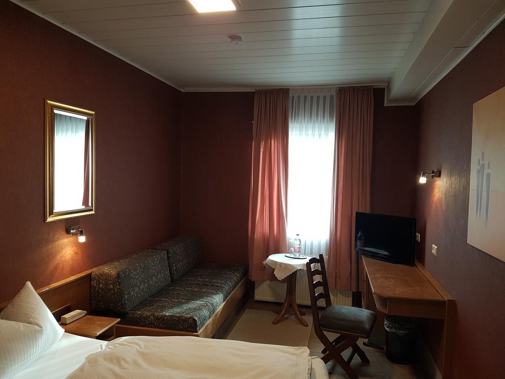 Charlottenhof Hotel Messel Ngoại thất bức ảnh
